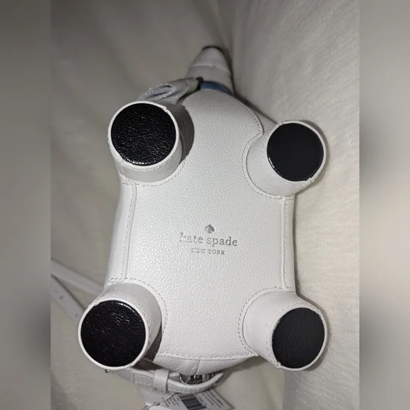 Kate Spade | Artic Friends White Leather Polar Bear Crossbody Handbag Purse NWT - Picture 7 of 9